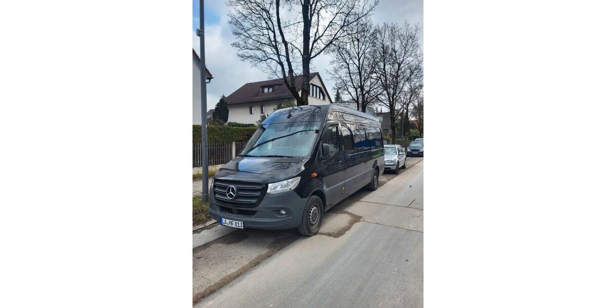 Mercedes-Benz Sprinter 149.999 km 32.900 &euro; München 81671