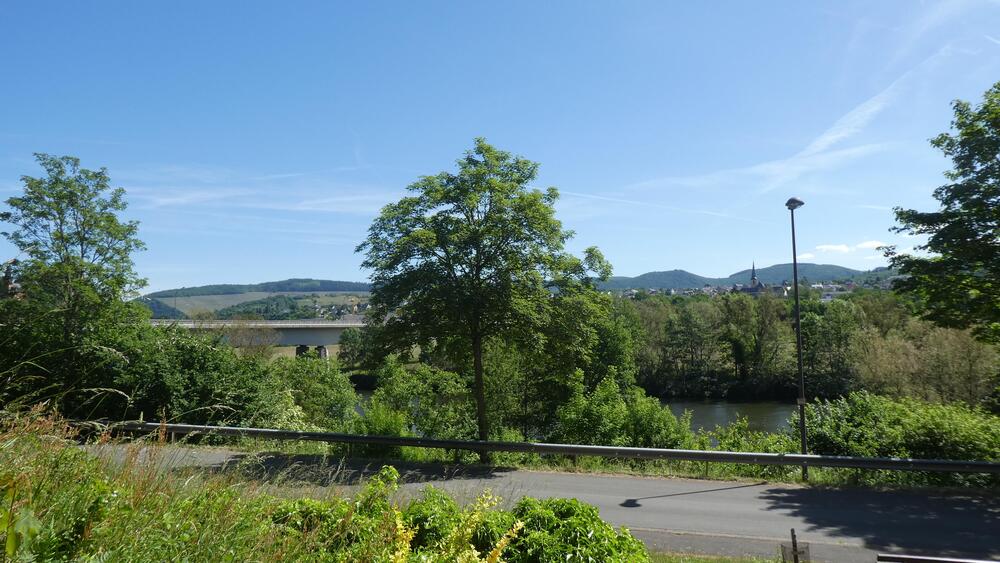 Top Lage- Baugrundstück mit herrlichem Saarblick in zentraler Lage von Saarburg - Grundstück Saarburg | Angebot:22052795