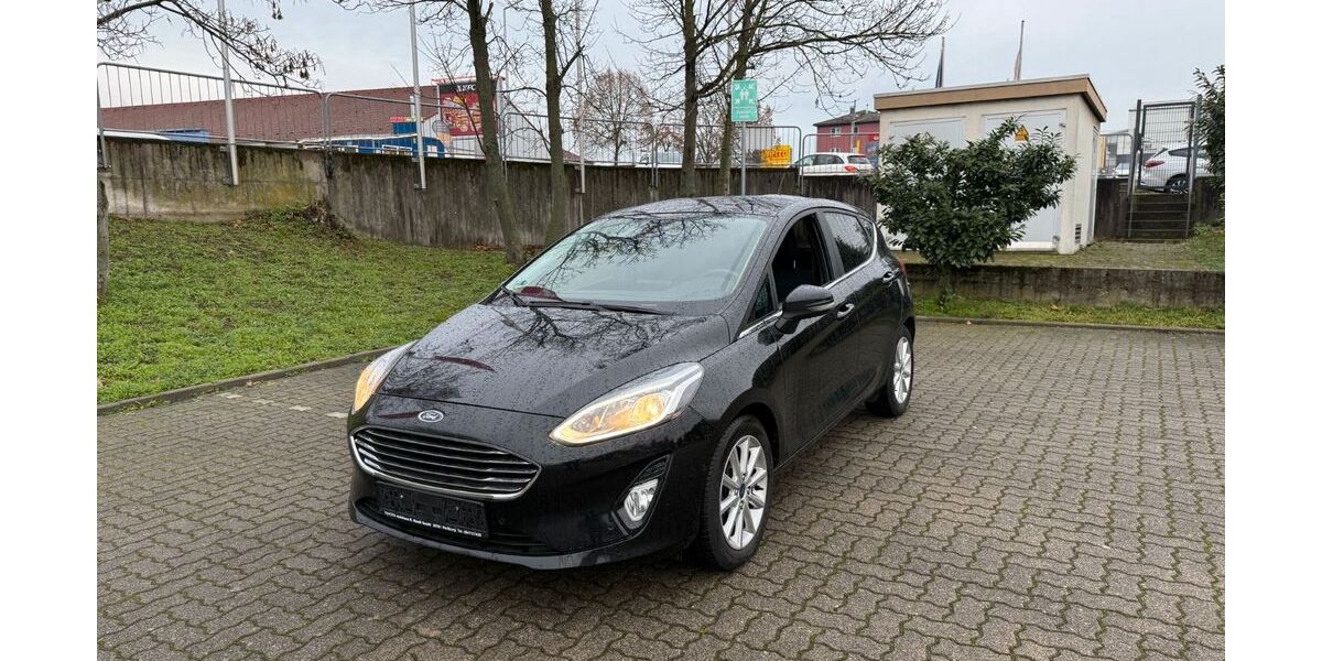 Ford Fiesta 98.400 km 8.900 &euro; Worms 67547