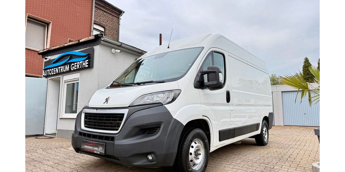 Peugeot Boxer 67.000 km 16.990 &euro; Bochum 44805