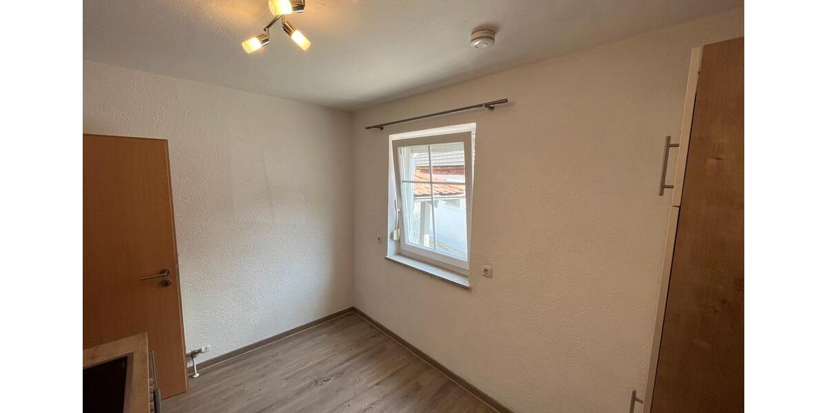 Erdgeschoßwohnung Hutthurm - 2 Zimmer, 42 m&sup2;, 450&euro; | Angebot:26403677