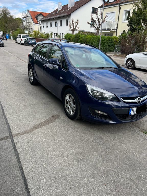 Opel Astra 258.250 km 2.950 € München 81735