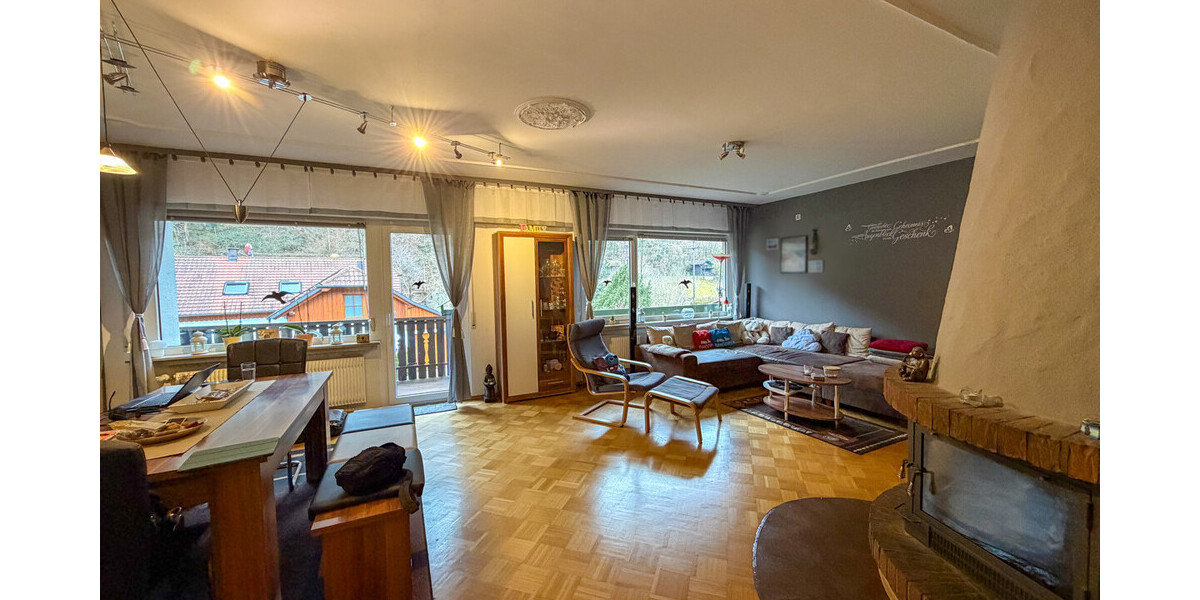 Große 4,5 Zimmer Wohnung in zentraler lage - Etagenwohnung Bad Wildbad Calmbach | Angebot:25291138