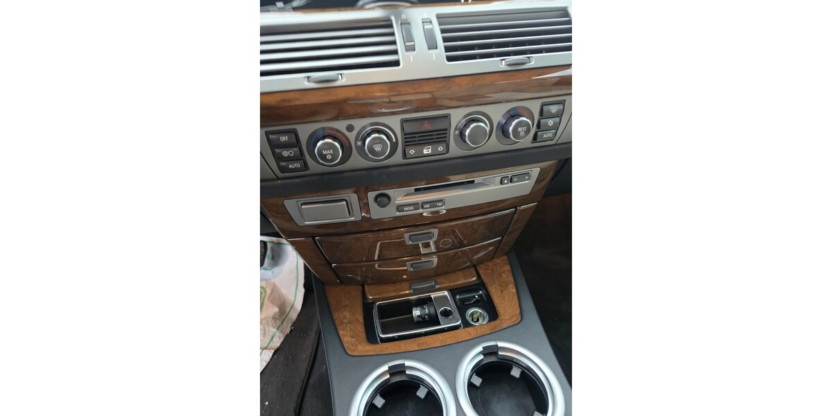 BMW 740 26.000 km 20.300 € Guxhagen 34302