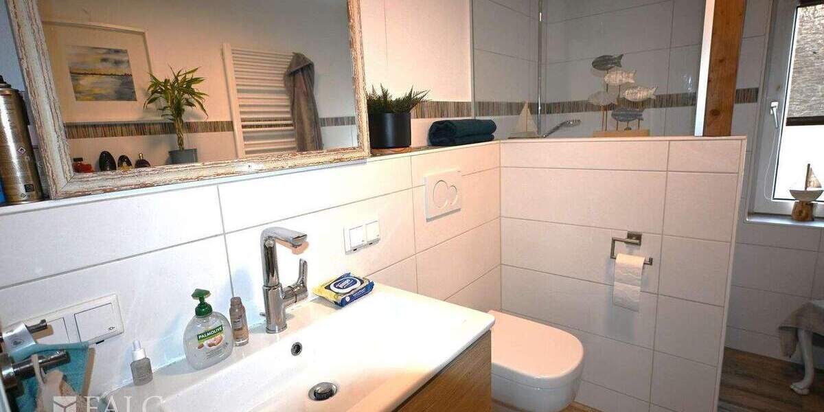 Reihenendhaus Hösbach - 6 Zimmer, 154 m&sup2;, 648.000&euro; | Angebot:25909262