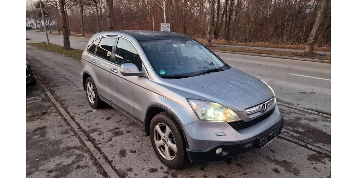 Honda CR-V 199.000 km 4.999 &euro; MÜNCHEN 80995