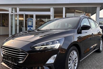 Ford Focus 33.519 km 15.990 &euro; Saterland-Sedelsberg 26683