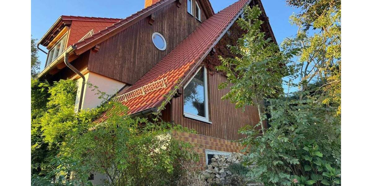 Einfamilienhaus Ostrau - 7 Zimmer, 248 m&sup2;, 380.000&euro; | Angebot:25768268