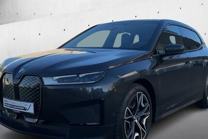 BMW iX 25.400 km 41.500 &euro; Berlin-Siemensstadt 13629