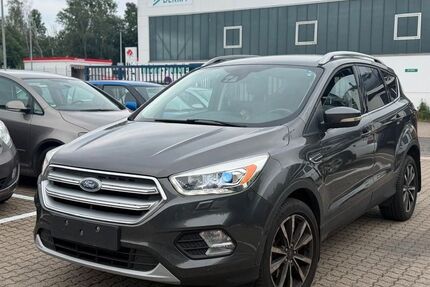 Ford Kuga 210.000 km 9.800 &euro; Seelze 30926
