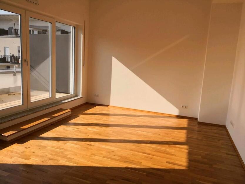 Geretsried Süd 2 Zimmer Dachterrassenwohnung zimmer