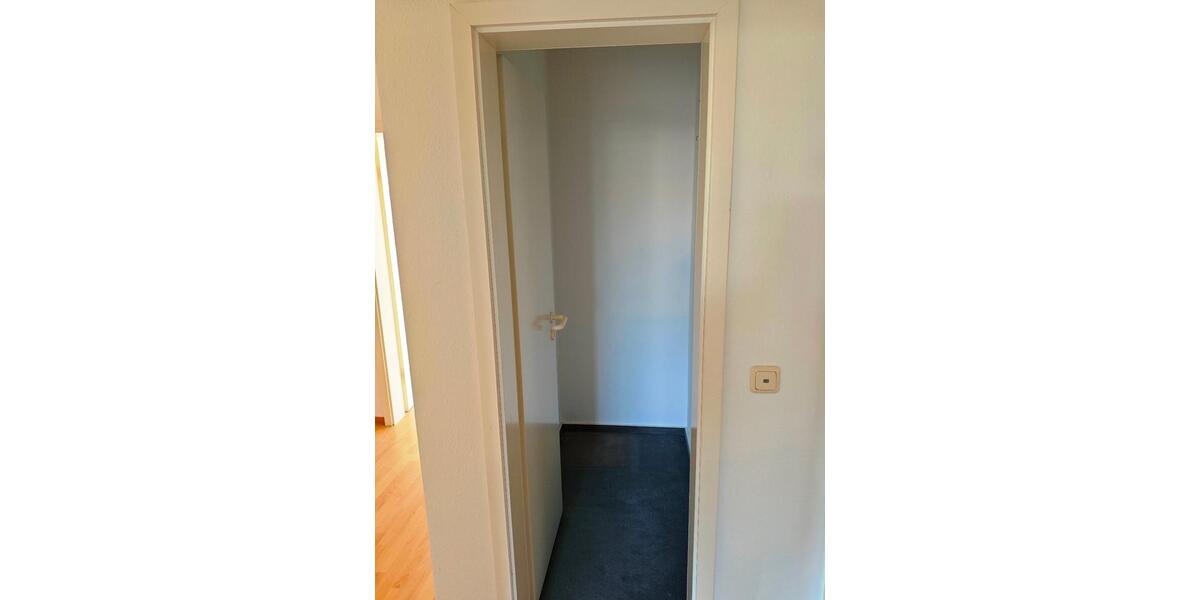 Etagenwohnung Ballenstedt - 3 Zimmer, 75 m&sup2;, 430&euro; | Angebot:24785375