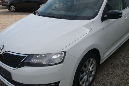 Skoda Rapid 157.393 km 6.950 &euro; Neufahrn 84088