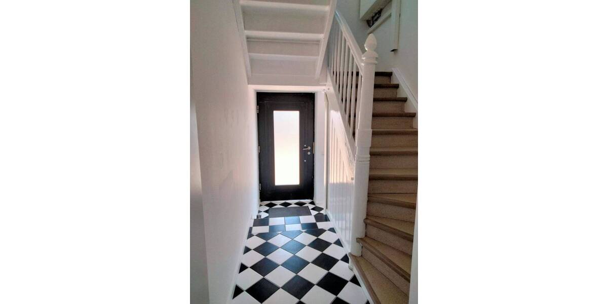 Etagenwohnung Ottweiler - 2 Zimmer, 84 m&sup2;, 620&euro; | Angebot:26438706