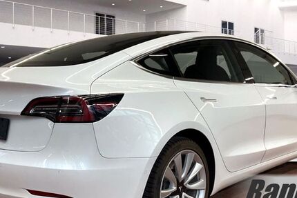 Tesla Model 3 31.750 km 21.750 &euro; Schöningen 38364