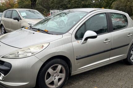 Peugeot 207 137.000 km 2.290 € Recklinghausen 45665
