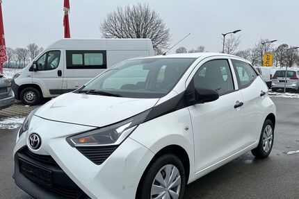 Toyota Aygo (X) 52.800 km 8.200 &euro; Buchloe 86807
