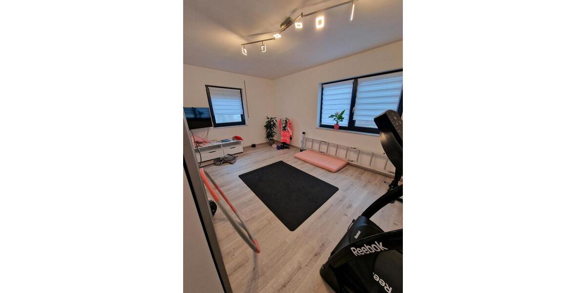 Einfamilienhaus Altdorf bei Nürnberg - 6 Zimmer, 220 m&sup2;, 869.000&euro; | Angebot:25408097