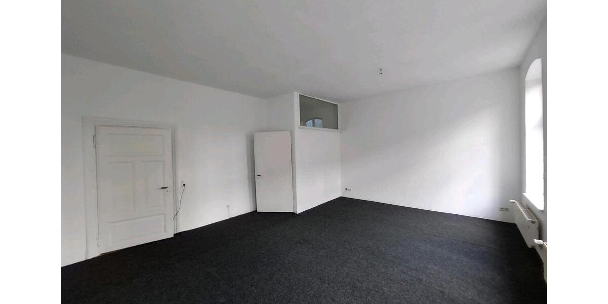 Etagenwohnung Leer (Ostfriesland) - 2 Zimmer, 105 m&sup2;, 690&euro; | Angebot:25515081