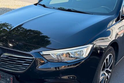Opel Insignia 135.000 km 8.990 &euro; Braunschweig 38112