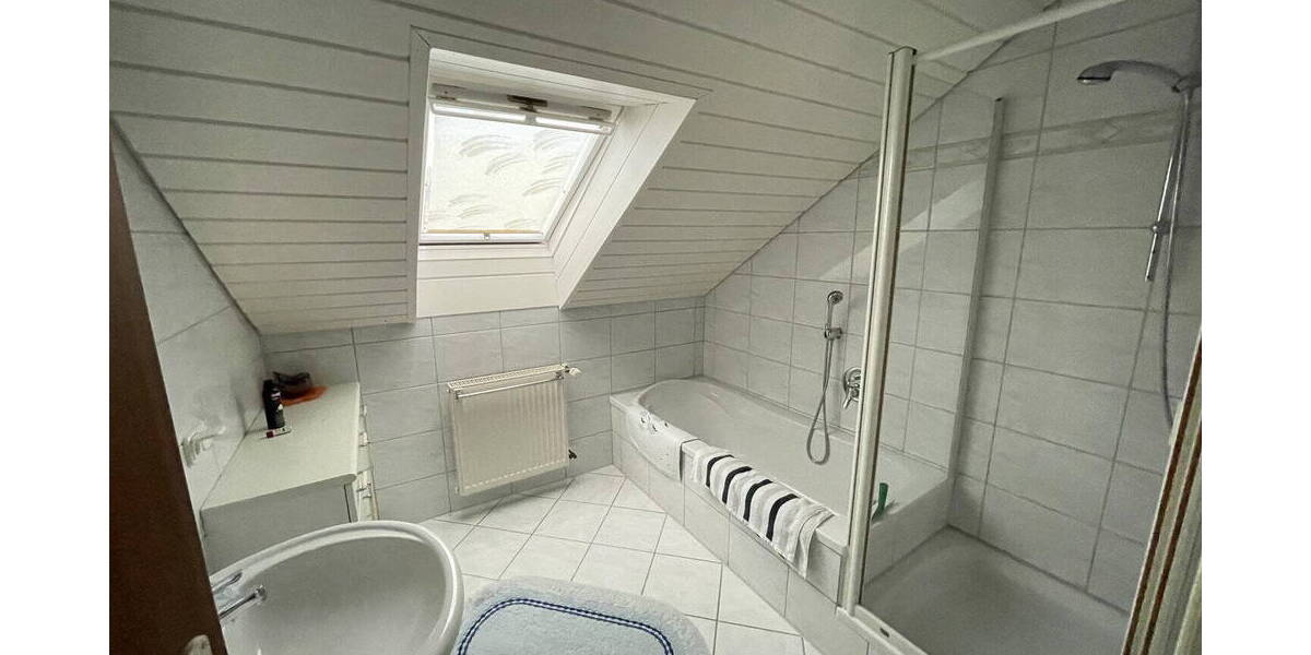 Mehrfamilienhaus, Wohnhaus Kalletal-Hohenhausen Hohenhausen - 1 Zimmer, 225 m&sup2;, 308.000&euro; | Angebot:26424376