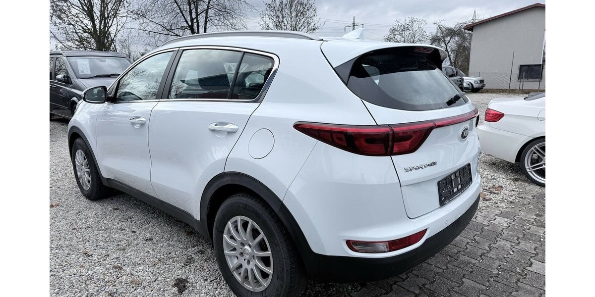 Kia Sportage 1.7 CRDi Automatik Navi+Kamera LED 166.100 km 11.900 &euro; Altdorf 84032
