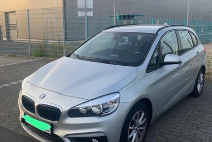 BMW 218