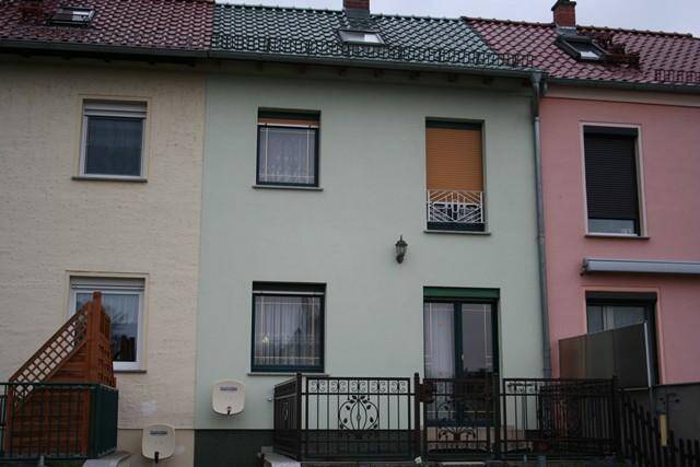 Reihenmittelhaus Riesa Merzdorf - 4 Zimmer, 80 m&sup2;, 94.000&euro; | Angebot:25958662