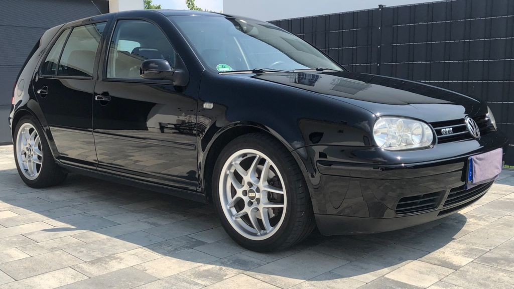 VW Golf 307.000 km 4.999 &euro; Bamberg 96052