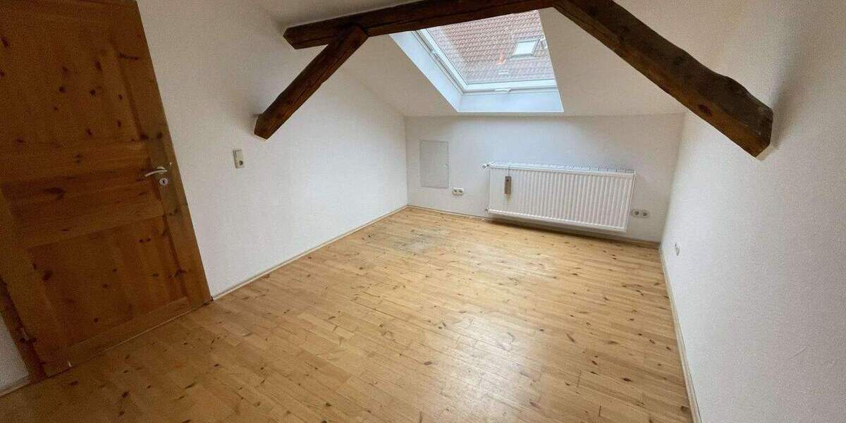 KL-City - Ruhige und modernisierte 4-Zimmerwohnung mit Einbauküche in zentraler Lage 4 zimmer