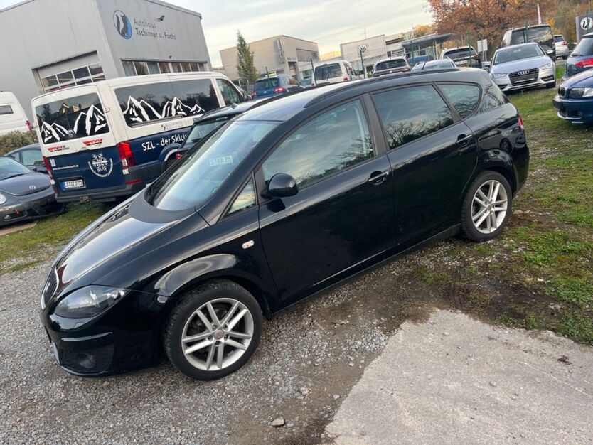 Seat Altea 171.000 km 4.690 € Ludwigsburg 71642
