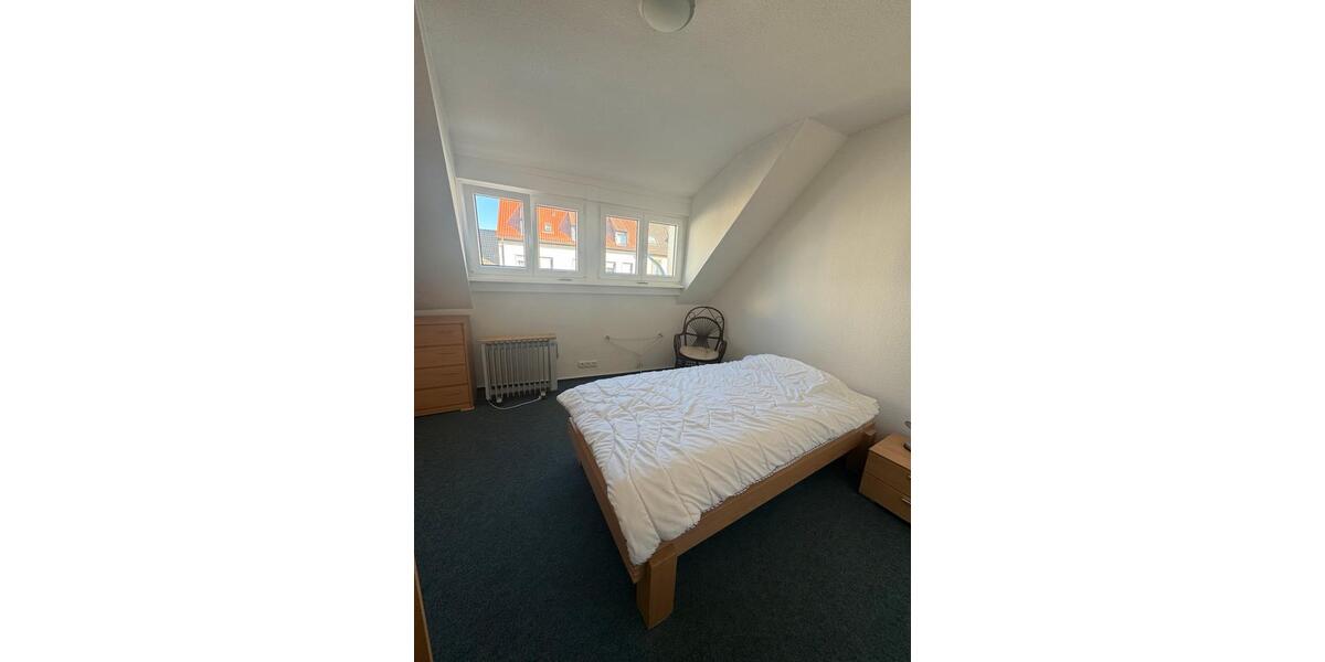 Dachgeschoßwohnung Ludwigshafen am Rhein - 2 Zimmer, 50 m&sup2;, 750&euro; | Angebot:26398561