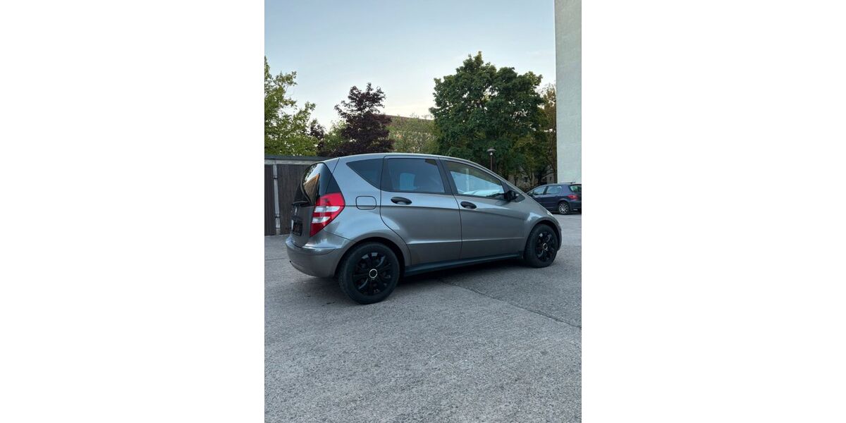 Mercedes-Benz A 150 110.000 km 3.400 &euro; frankfurt oder 15236
