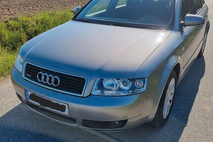 Audi A4 350.000 km 3.200 &euro; Neukirchen Vorm Wald 94154