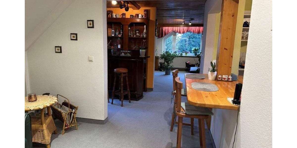 gepflegtes, freistehendes Ein- Zweifamilienhaus in ruhiger Lage von Peuschen zu verkaufen - Einfamilienhaus Peuschen | Angebot:20430380