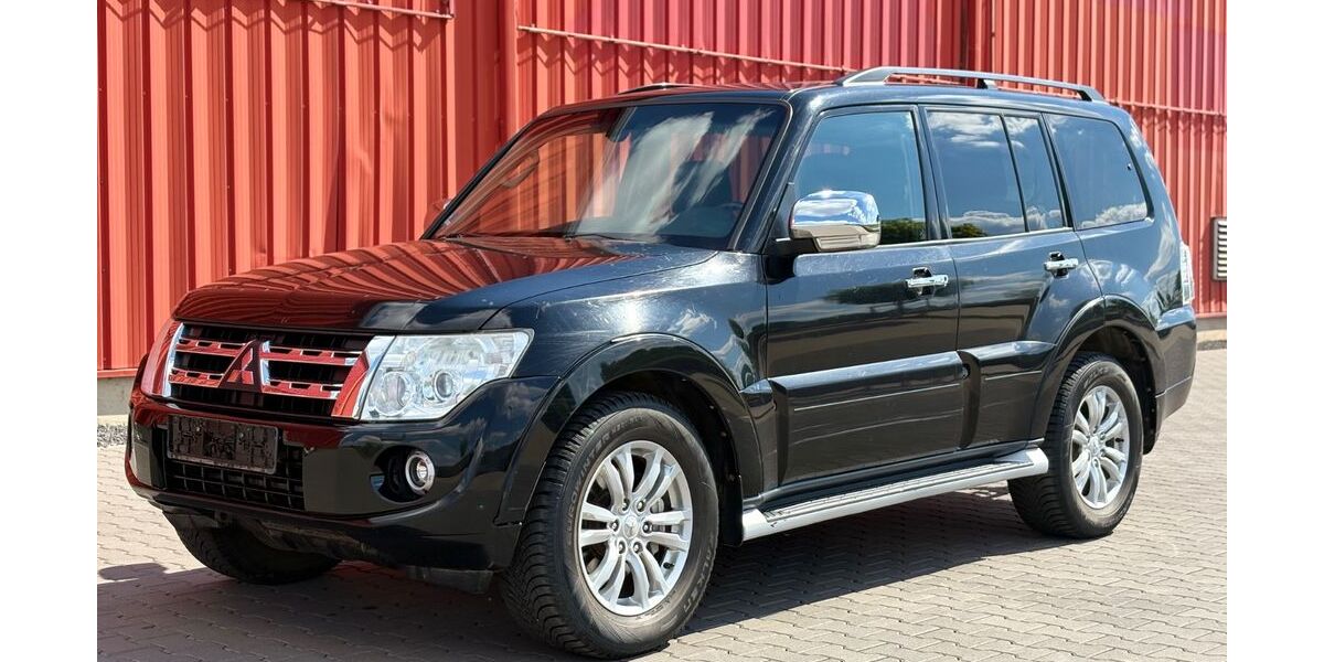 Mitsubishi Pajero 215.000 km 11.999 &euro; Wittlich 54516
