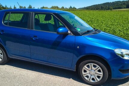 Skoda Fabia 29.500 km 6.380 € Kirchroth 94356