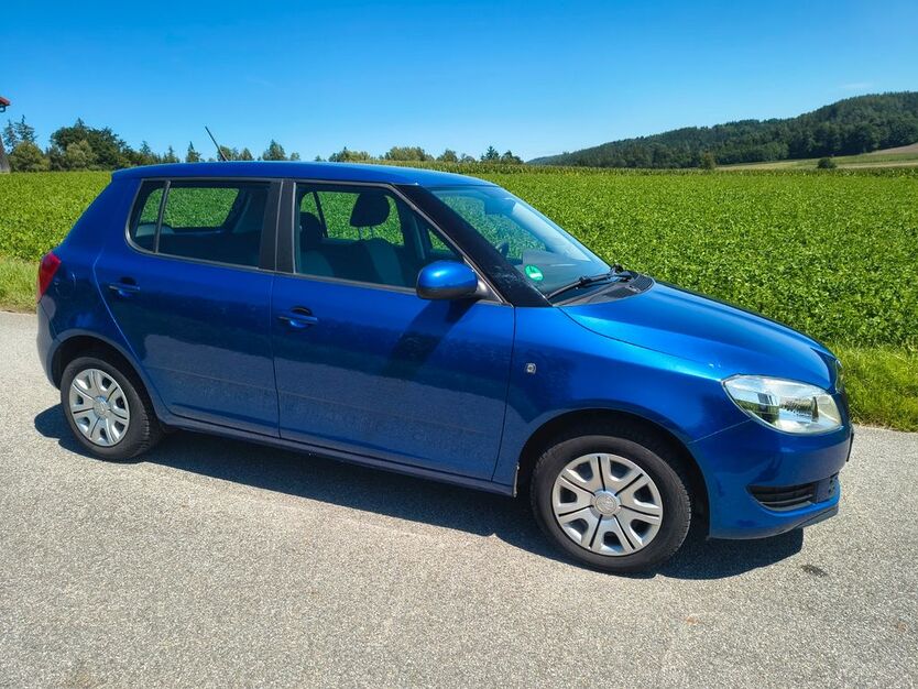 Skoda Fabia 29.500 km 6.380 € Kirchroth 94356
