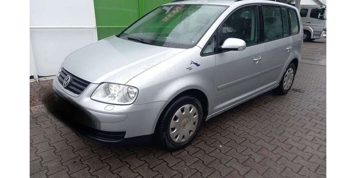 VW Touran 285.000 km 1.250 € Waldburg 88289