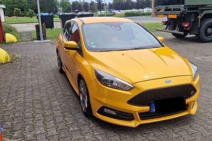 Ford Focus 154.000 km 10.500 &euro; Meckenheim 53340