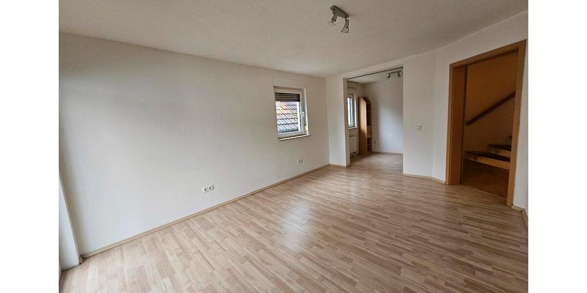 Doppelhaushälfte Frankenthal (Pfalz) - 5 Zimmer, 155 m&sup2;, 1.550&euro; | Angebot:24851570