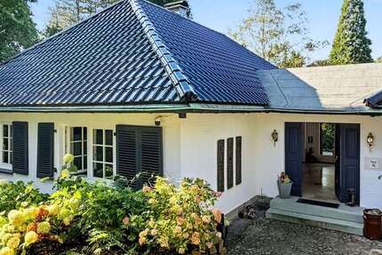 Haus Iserlohn - 8 Zimmer, 303 m&sup2;, 974.900&euro; | Angebot:27740606
