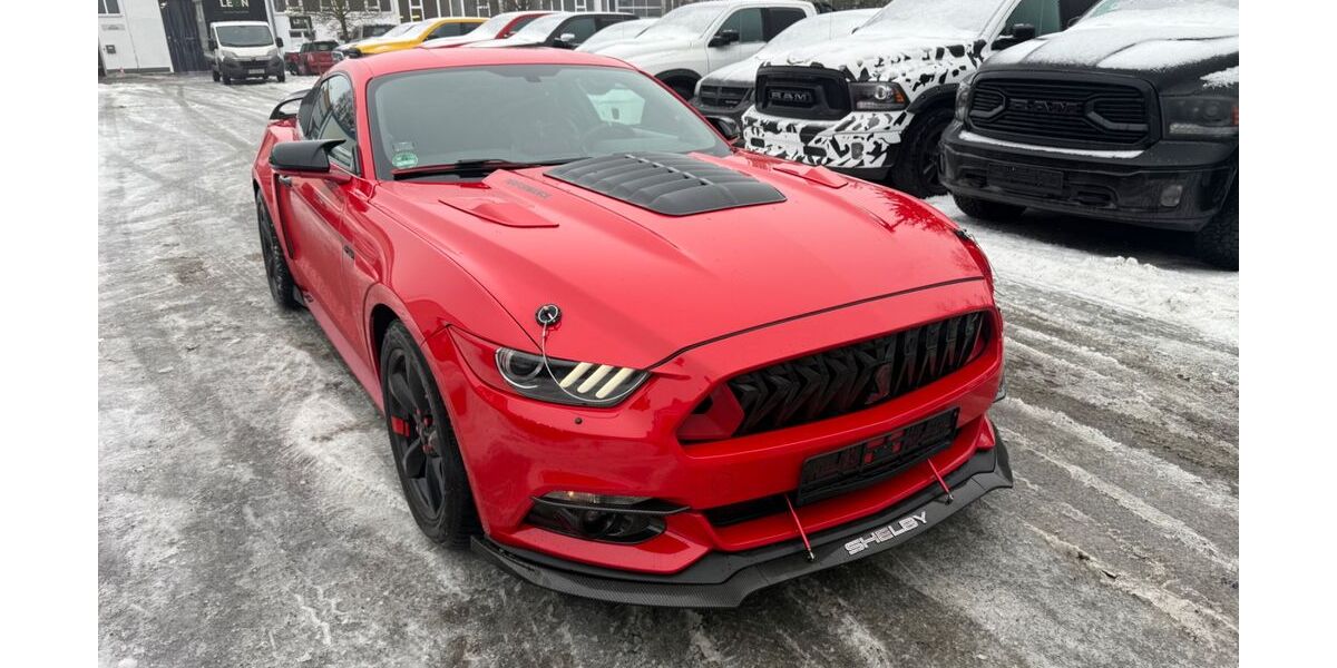 Ford Mustang 126.000 km 18.499 &euro; Berlin 12277