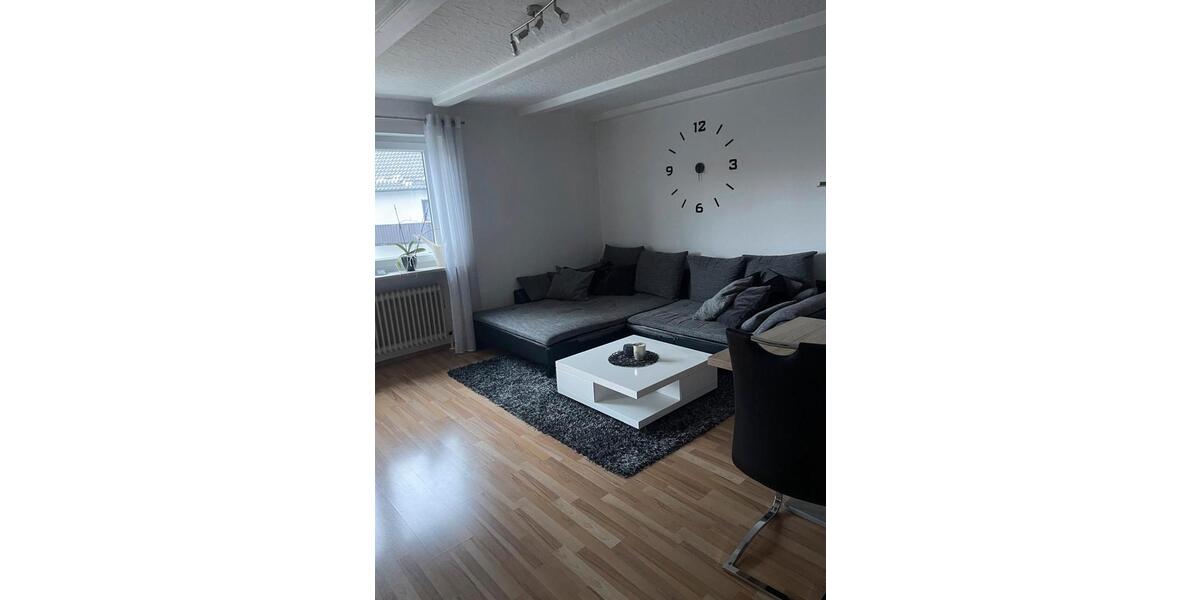 Etagenwohnung Neumarkt in der Oberpfalz Altenhof - 3 Zimmer, 78 m&sup2;, 950&euro; | Angebot:25572104