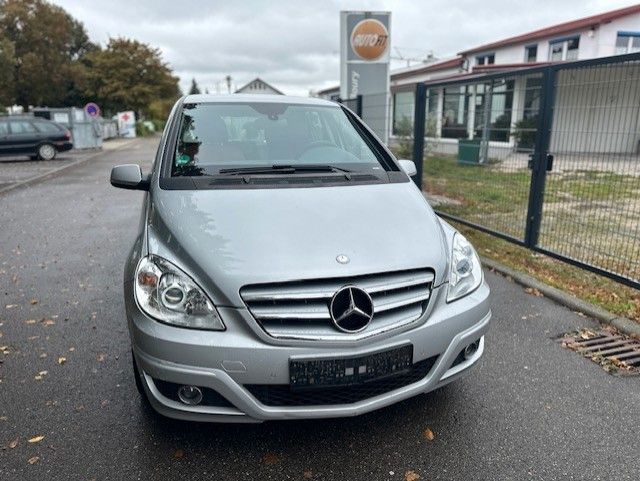 Mercedes-Benz B 180 270.122 km 950 € Oberstadion 89613