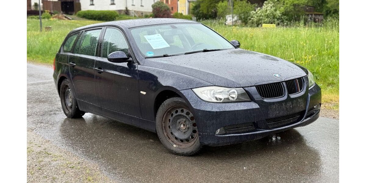 BMW 318 281.200 km 999 &euro; Theisseil 92637
