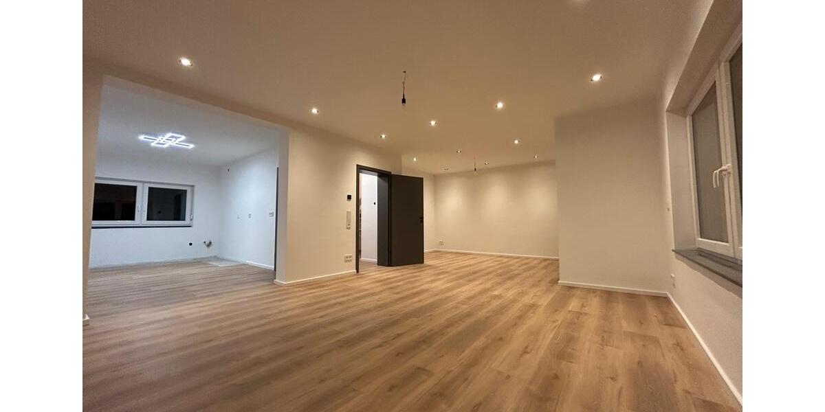Maisonettenwohnung Hargesheim - 6 Zimmer, 205 m&sup2;, 2.200&euro; | Angebot:25083965