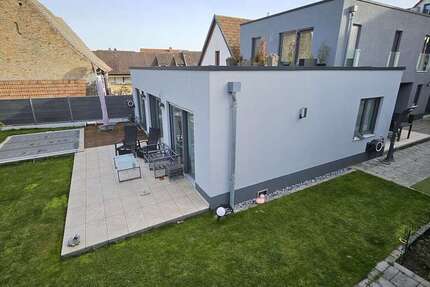 Haus zum Kaufen in Germersheim Sondernheim 849.000 € 251 m² 5.5 zimmer