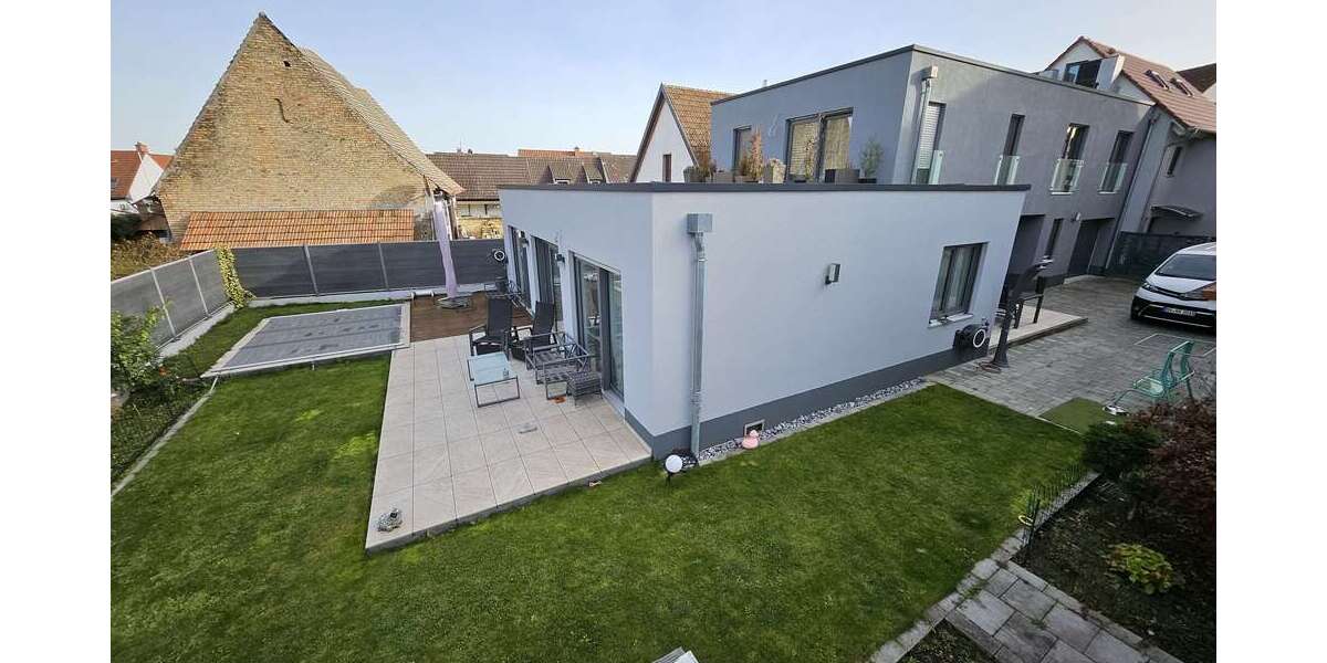 Haus zum Kaufen in Germersheim Sondernheim 849.000 € 251 m² 5.5 zimmer