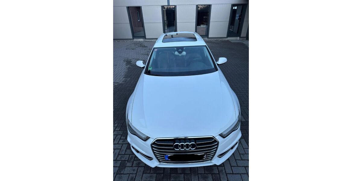 Audi A6 93.000 km 22.990 &euro; Verl 33415